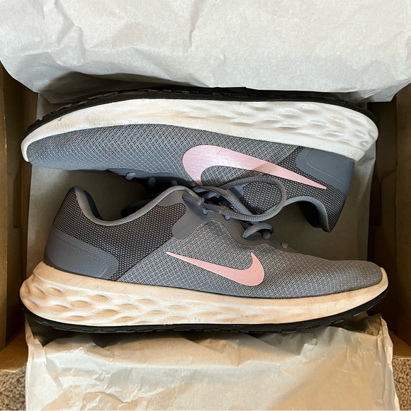 Nike Revolution 6, women’s running shoe, color: Ashen slate/doll-black, size 11 - Picture 3 of 5
